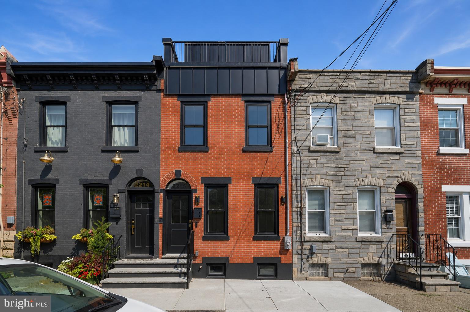 2216 TULIP STREET