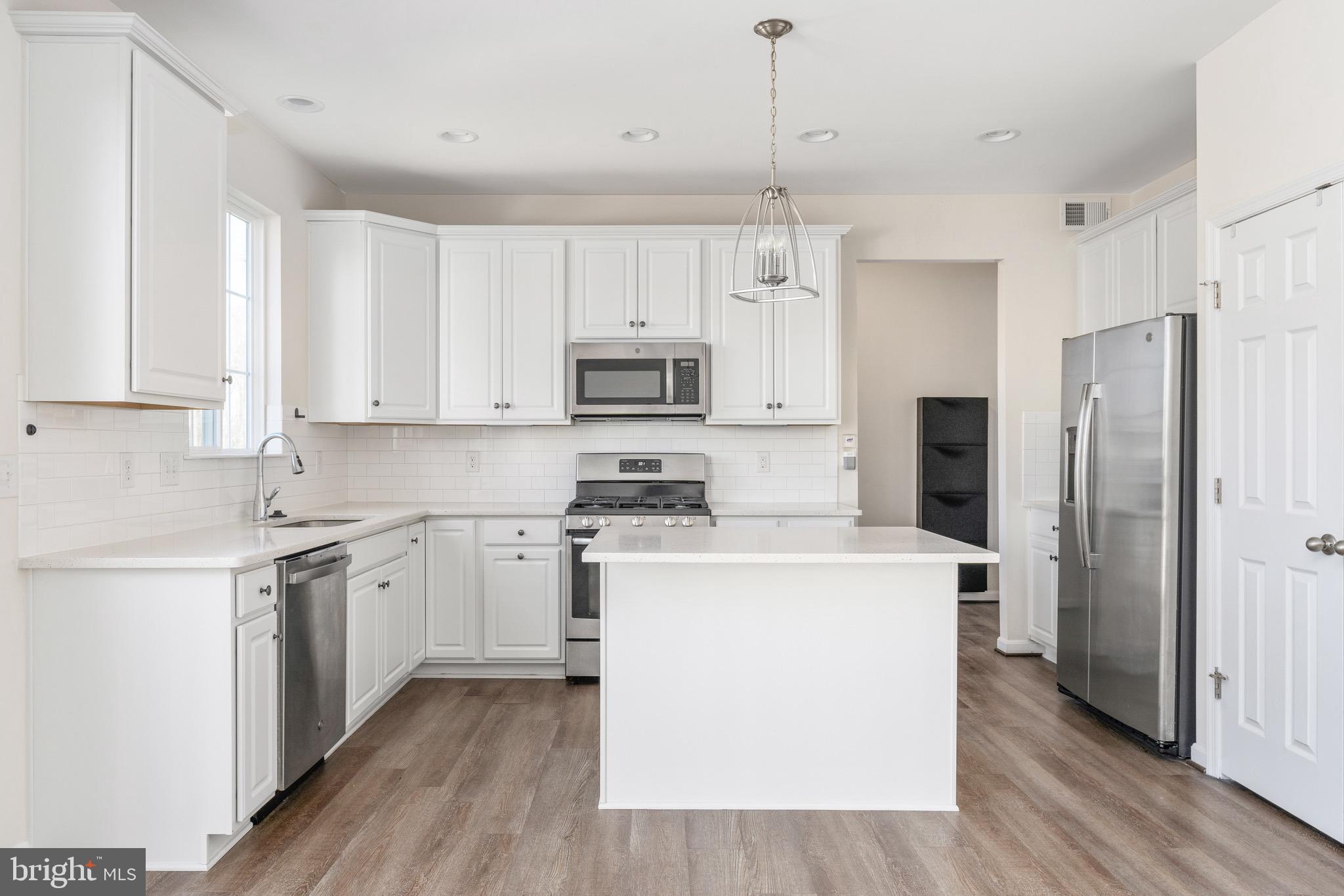 LEELAND STATION - Residential