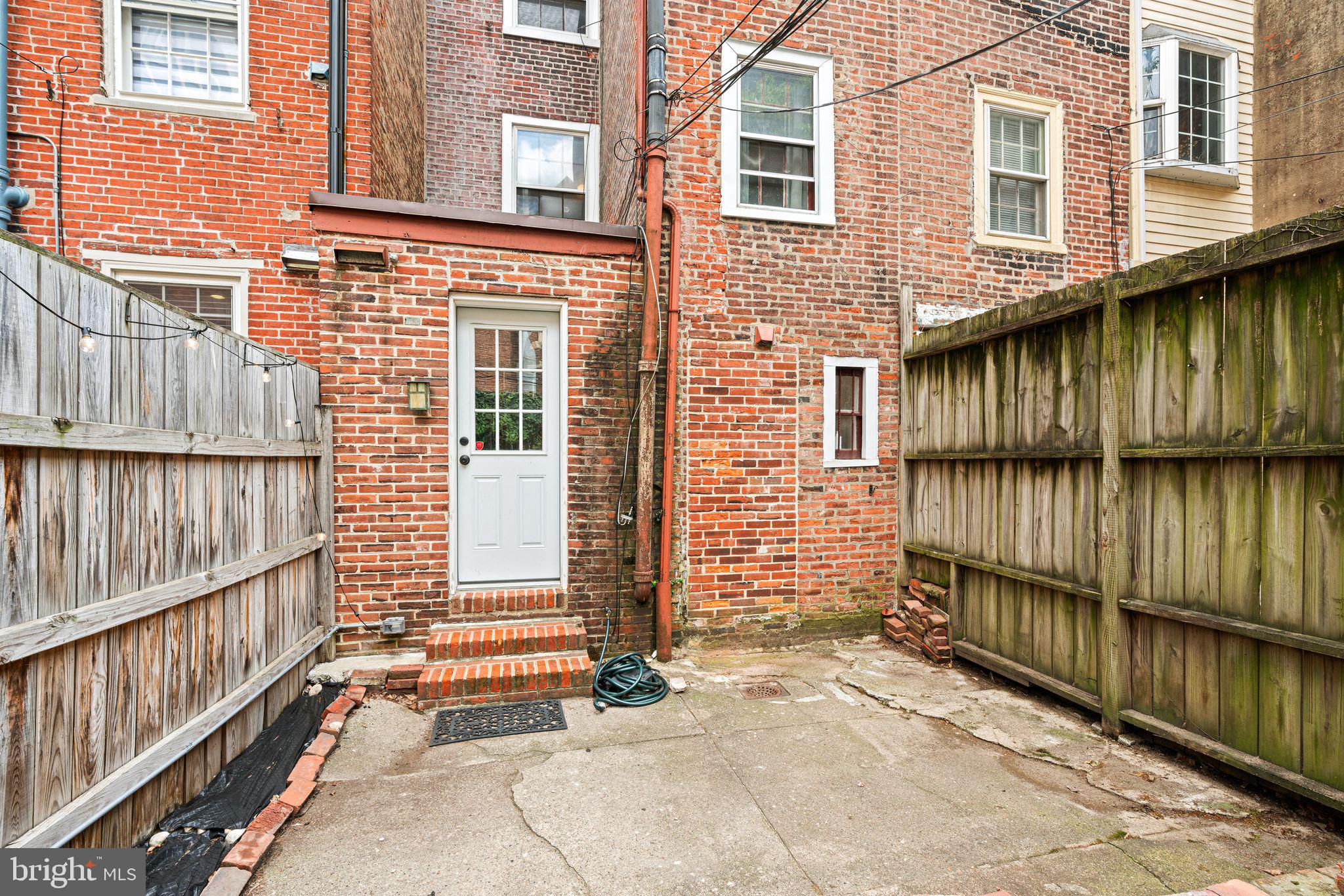 WASHINGTON SQ WEST - Residential Income