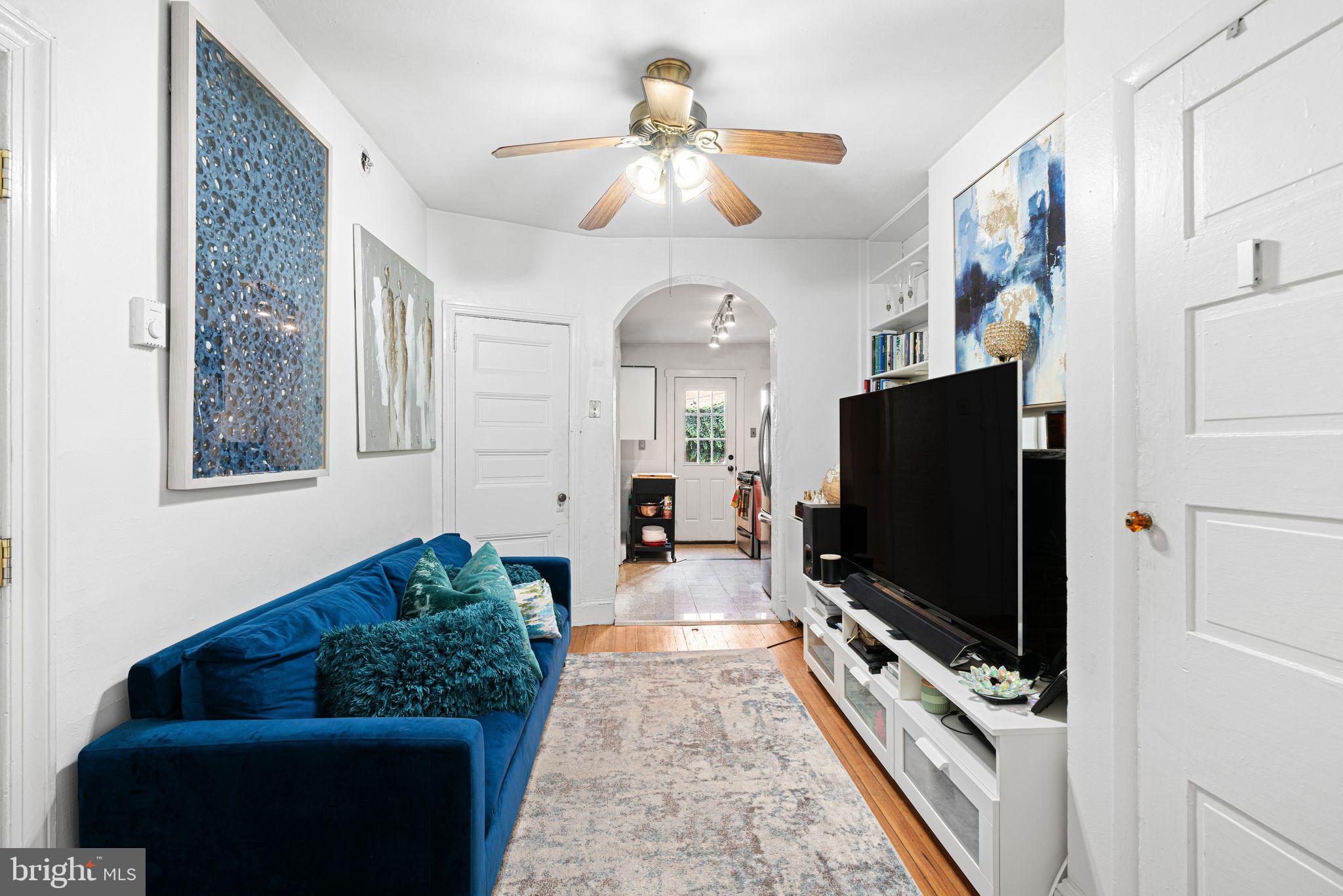 WASHINGTON SQ WEST - Residential Income