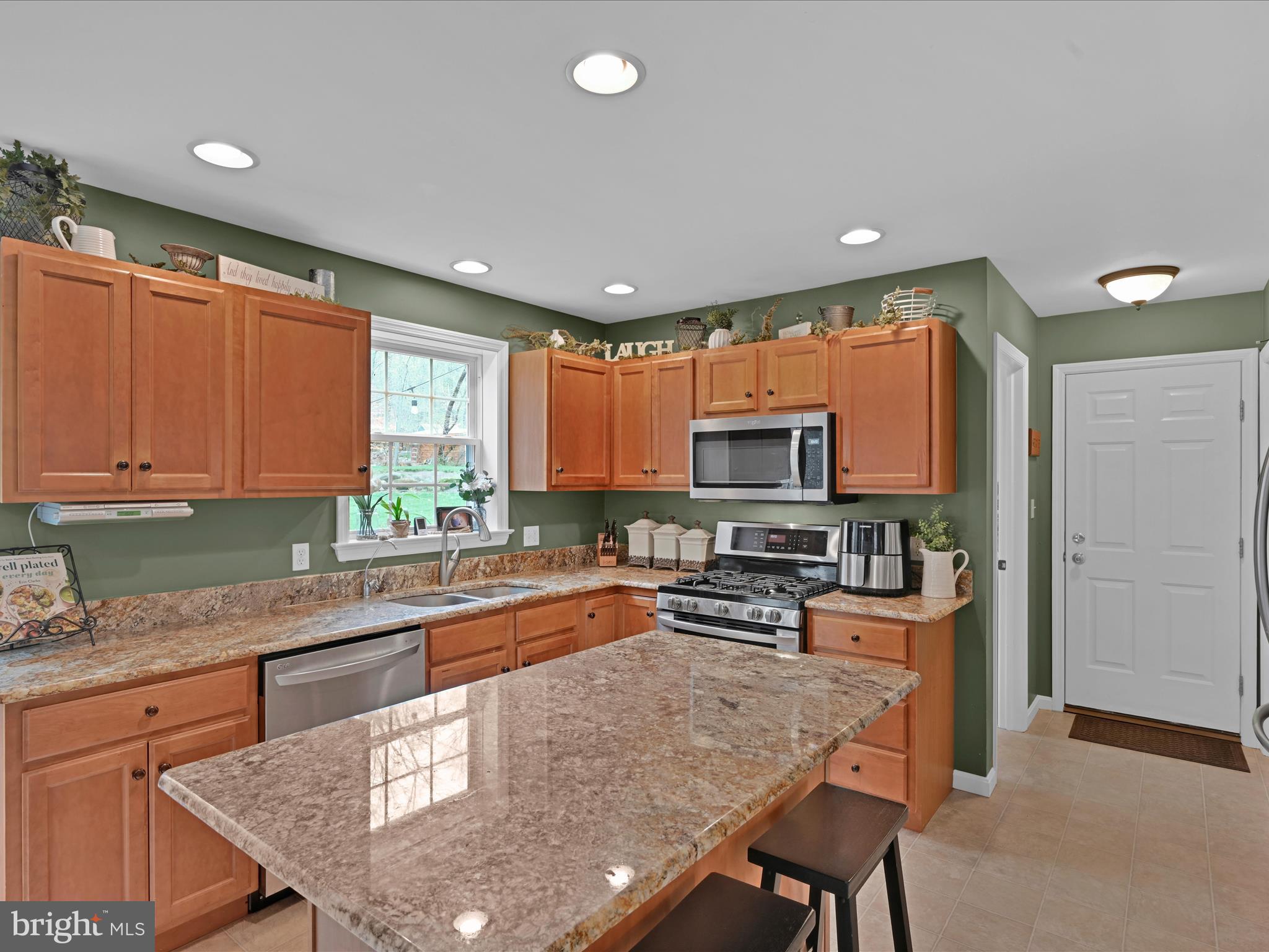 ELIZABETHTOWN - Residential