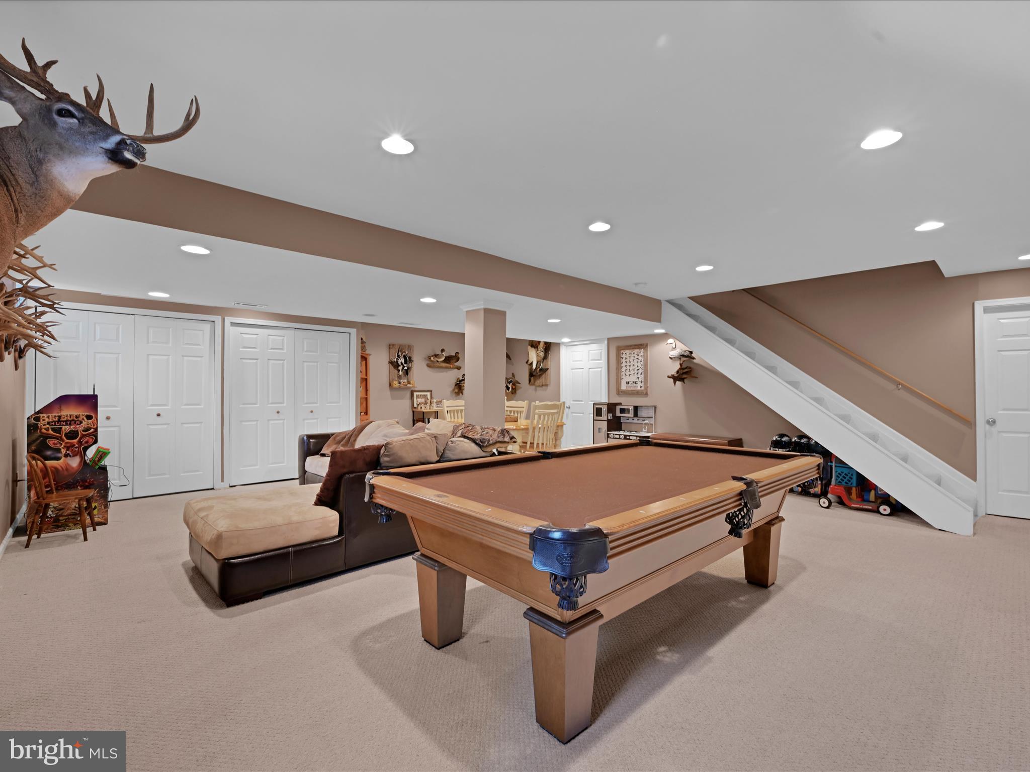 ELIZABETHTOWN - Residential