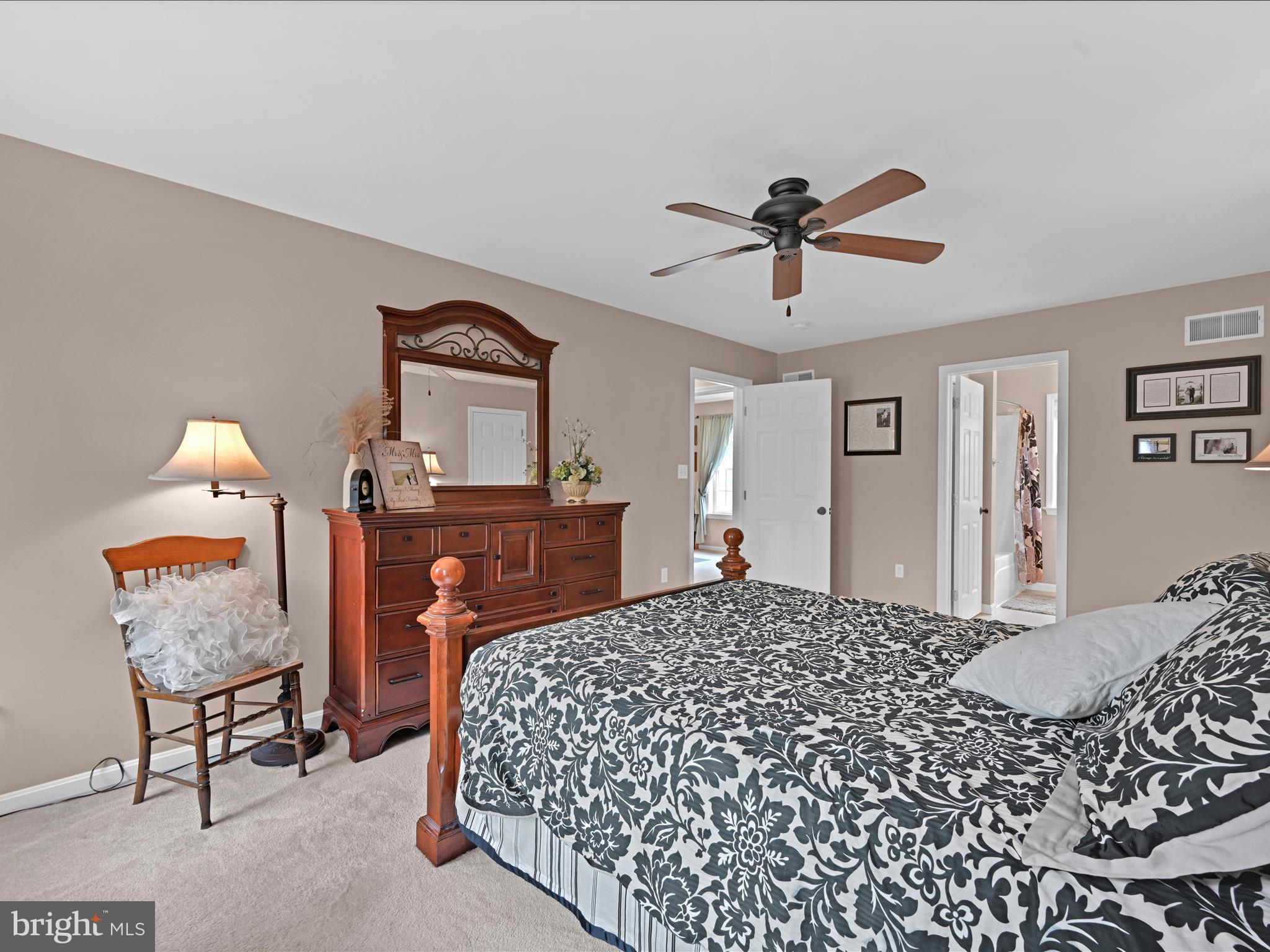 ELIZABETHTOWN - Residential