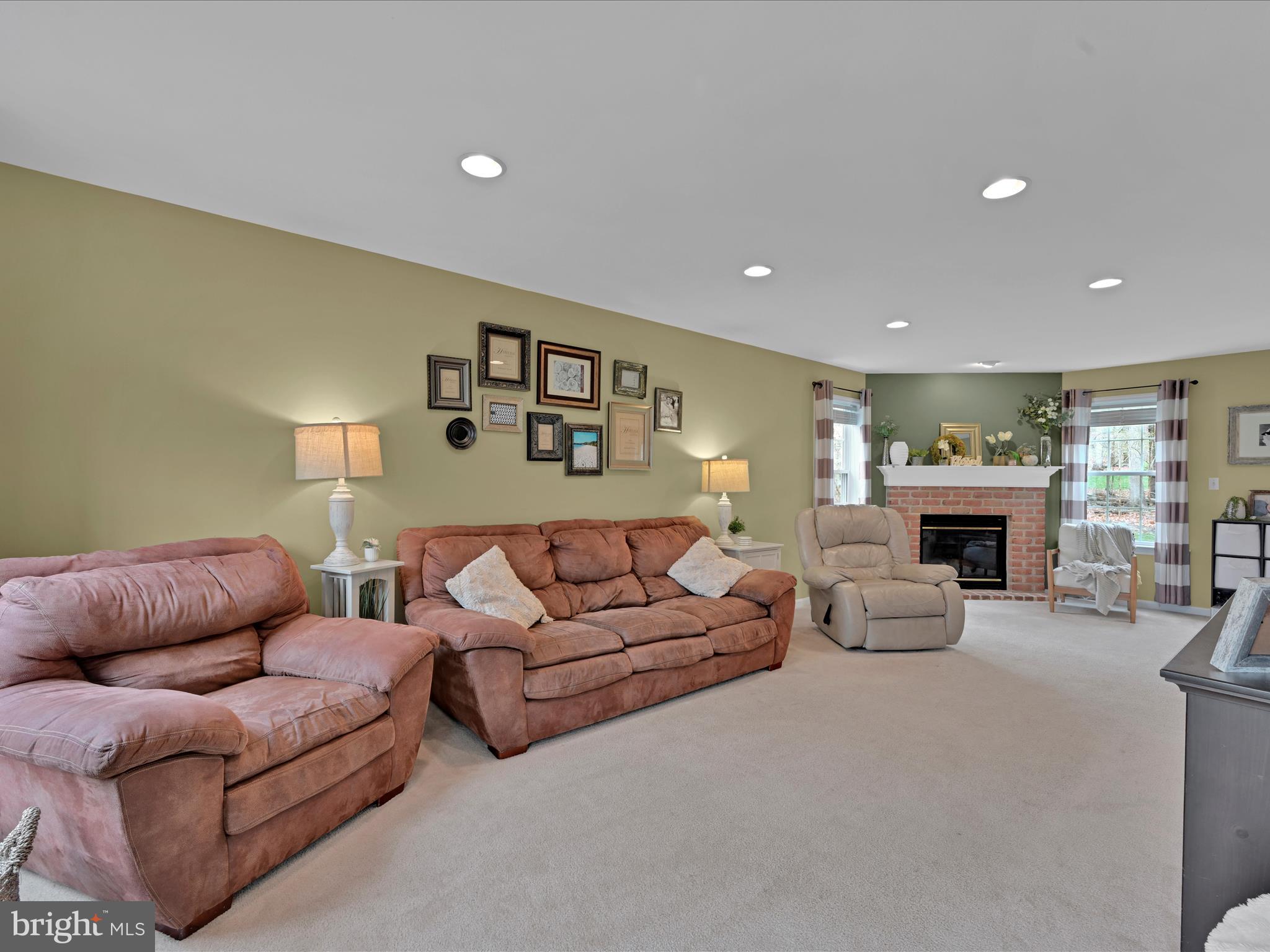 ELIZABETHTOWN - Residential