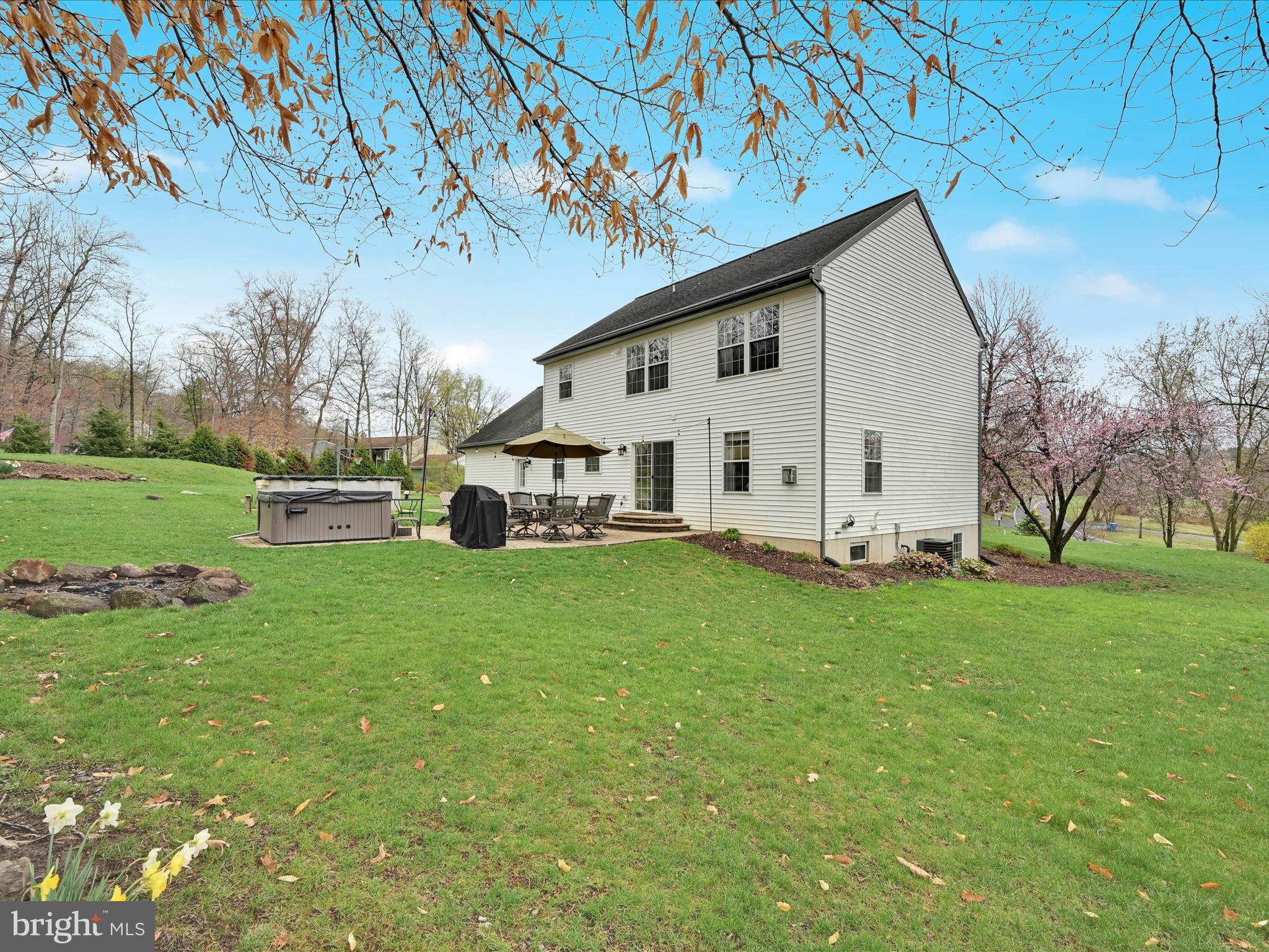 ELIZABETHTOWN - Residential