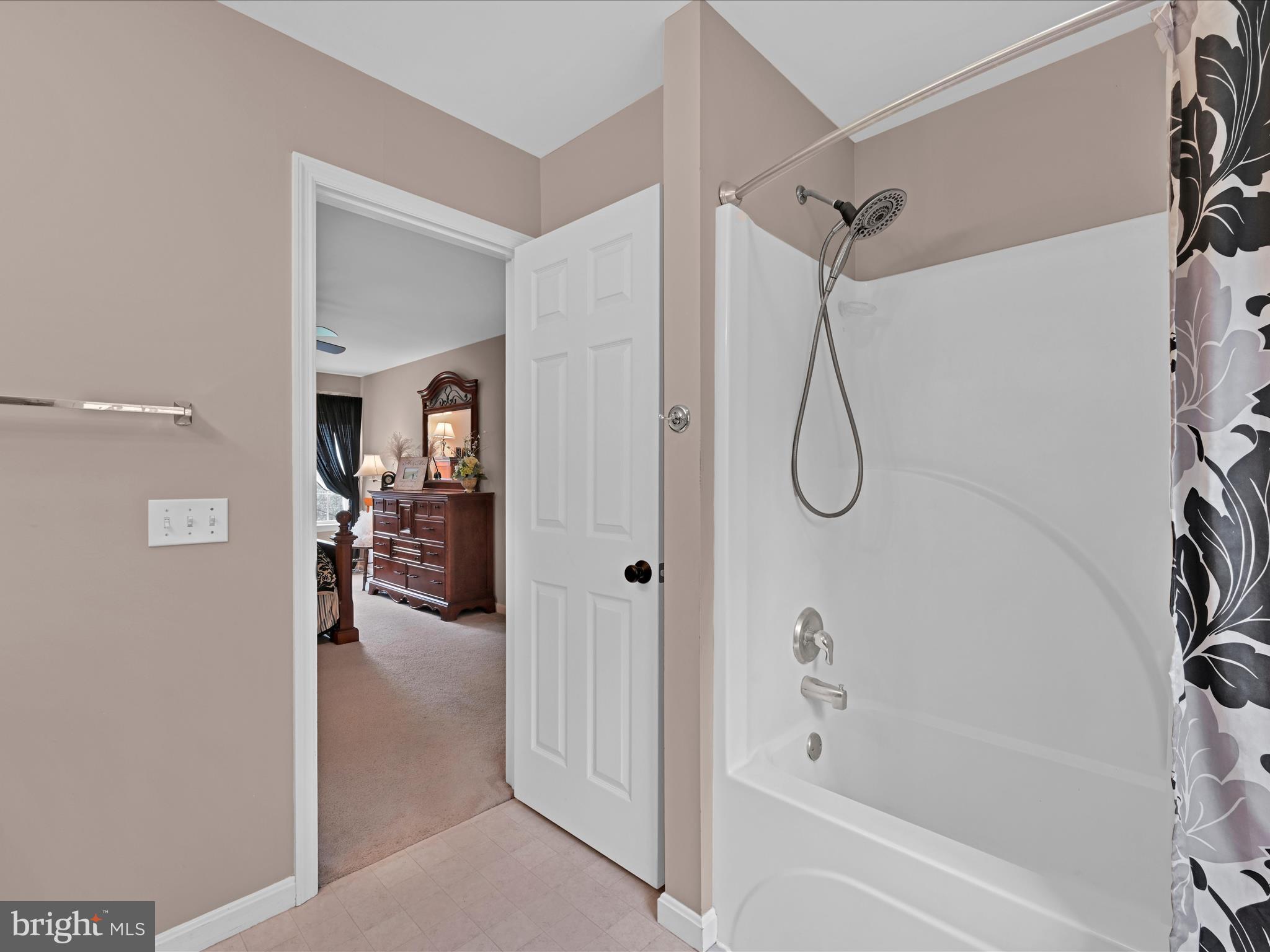 ELIZABETHTOWN - Residential