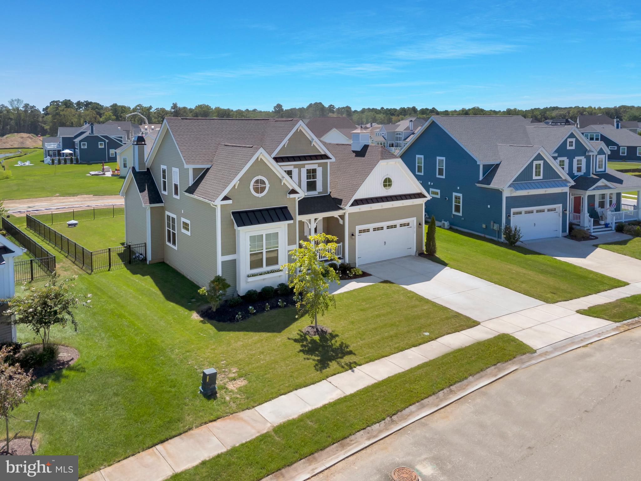 24122 BUNTING CIRCLE