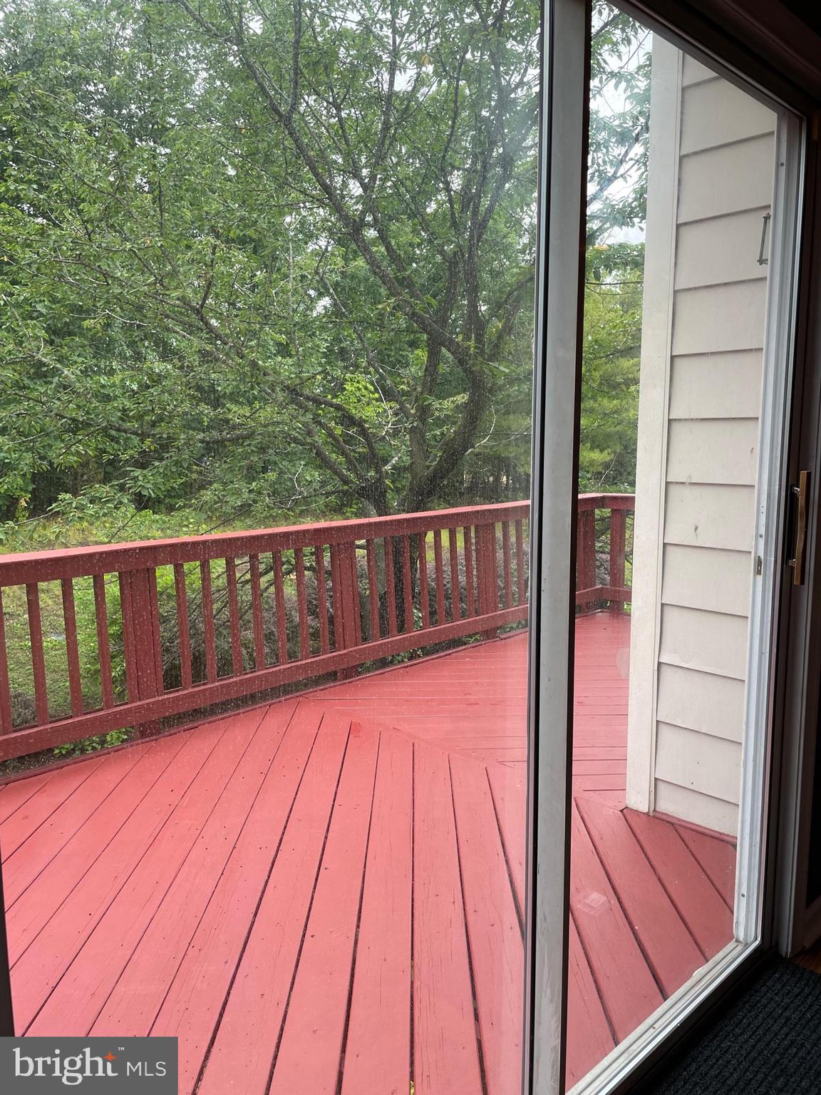 PARADISE - Residential Lease