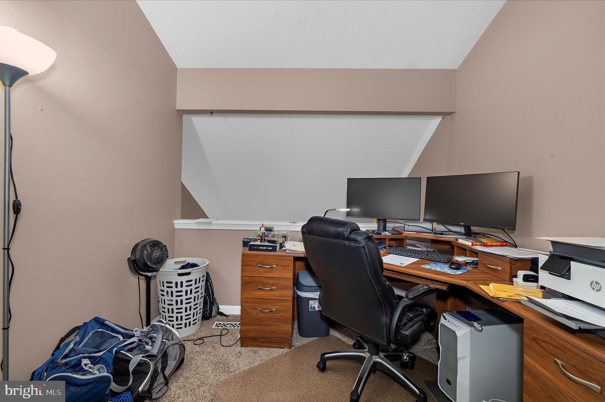 WOODLAND RUN - Residential