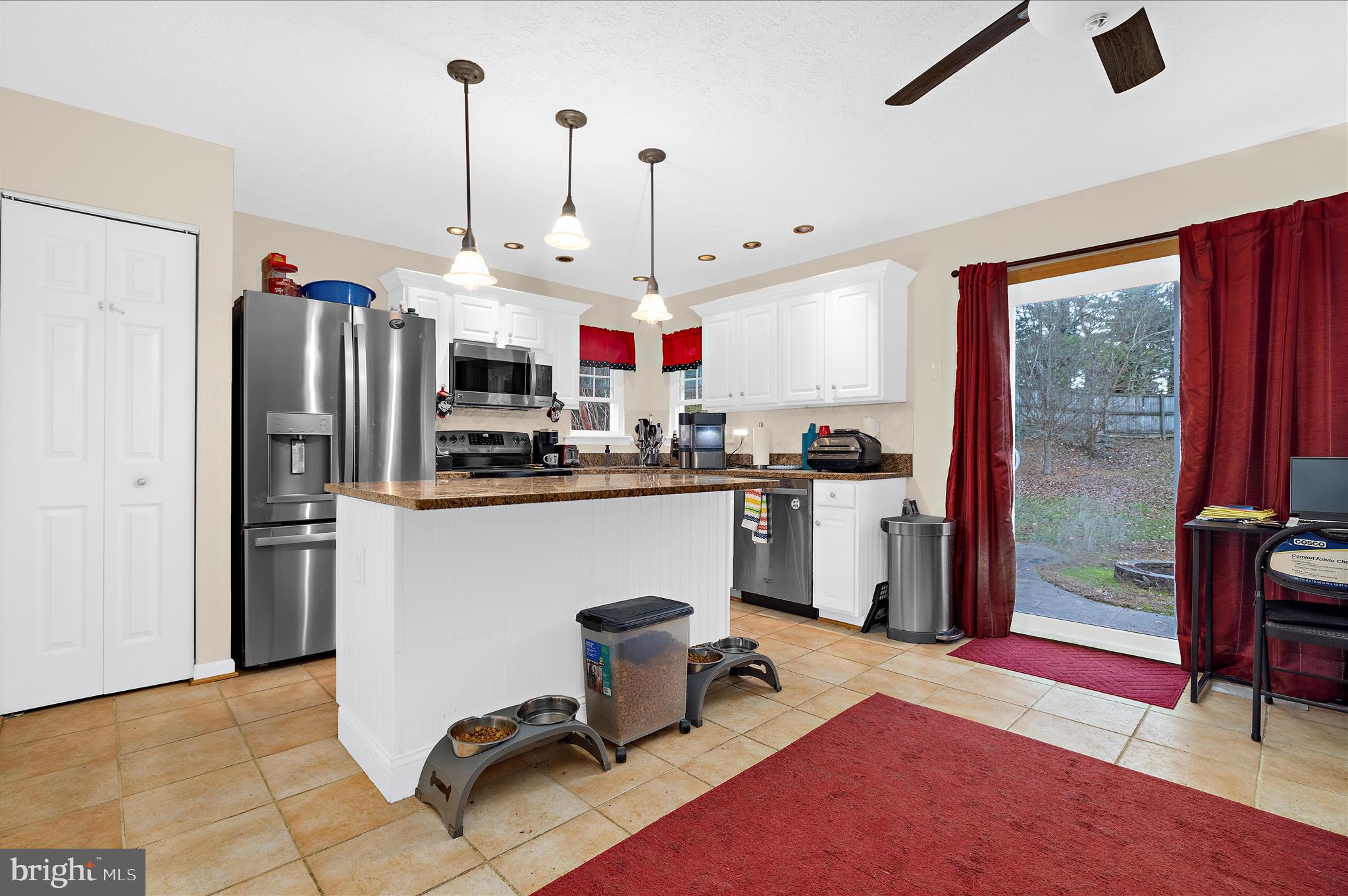 WOODLAND RUN - Residential