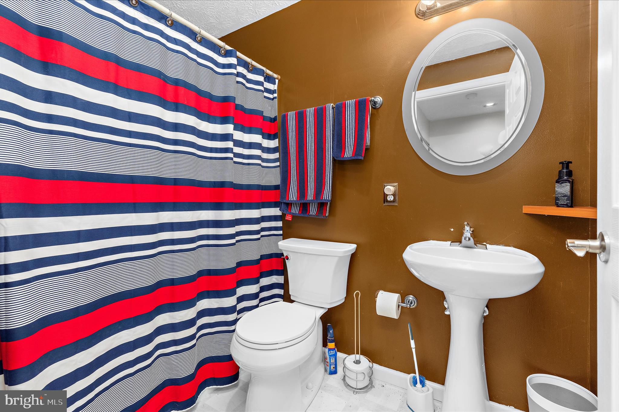 WOODLAND RUN - Residential