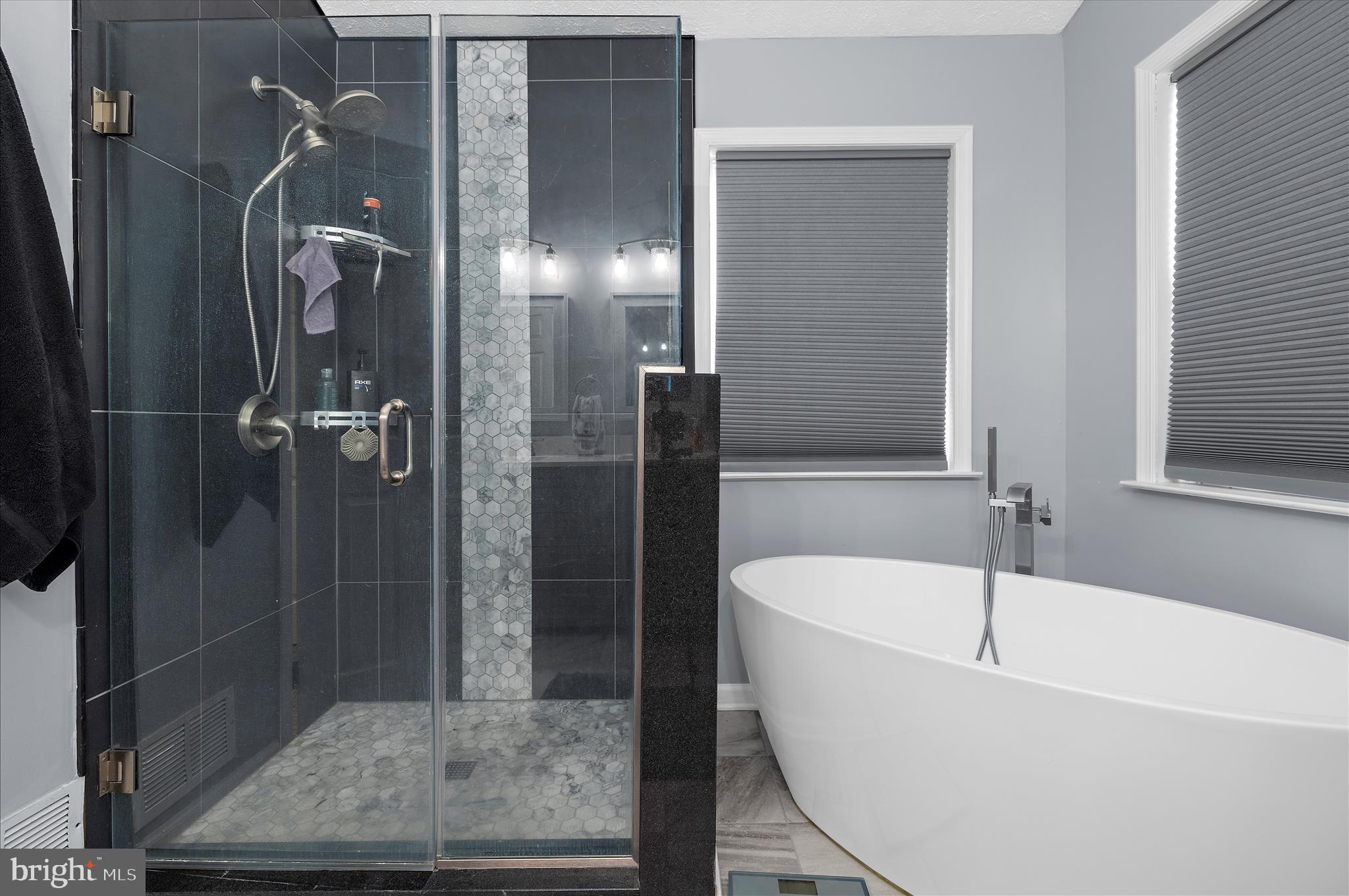 WOODLAND RUN - Residential