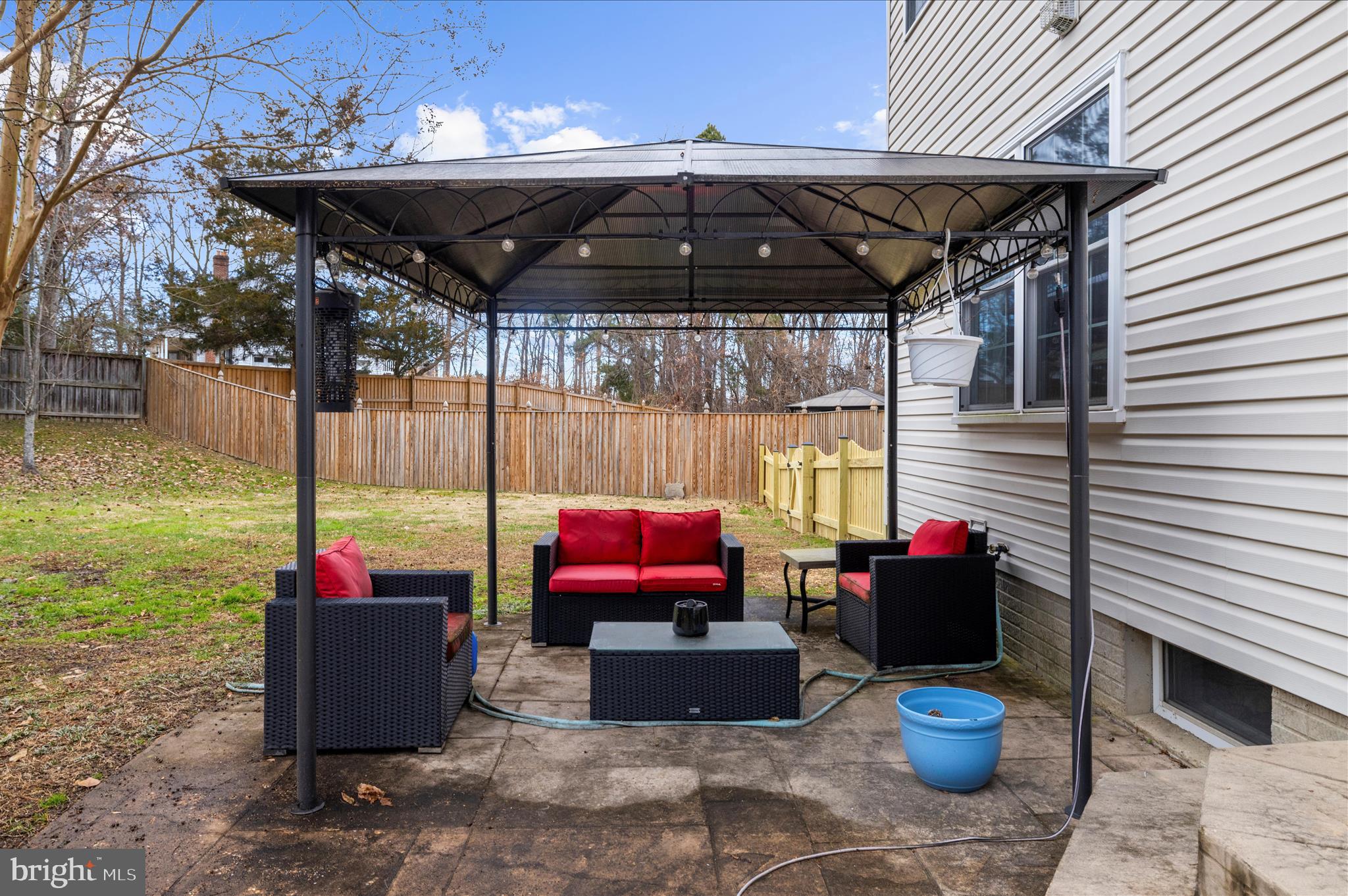 WOODLAND RUN - Residential