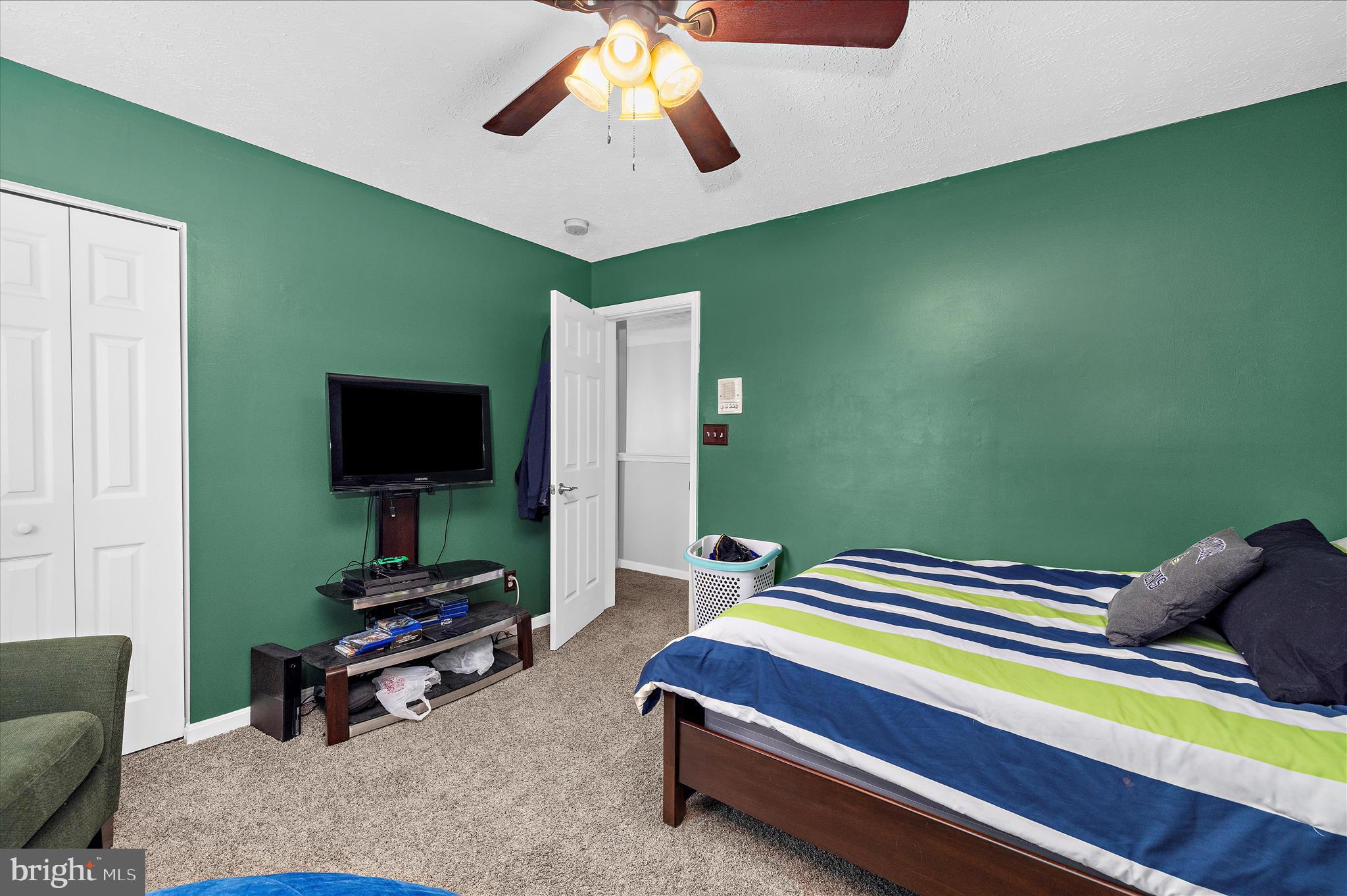 WOODLAND RUN - Residential