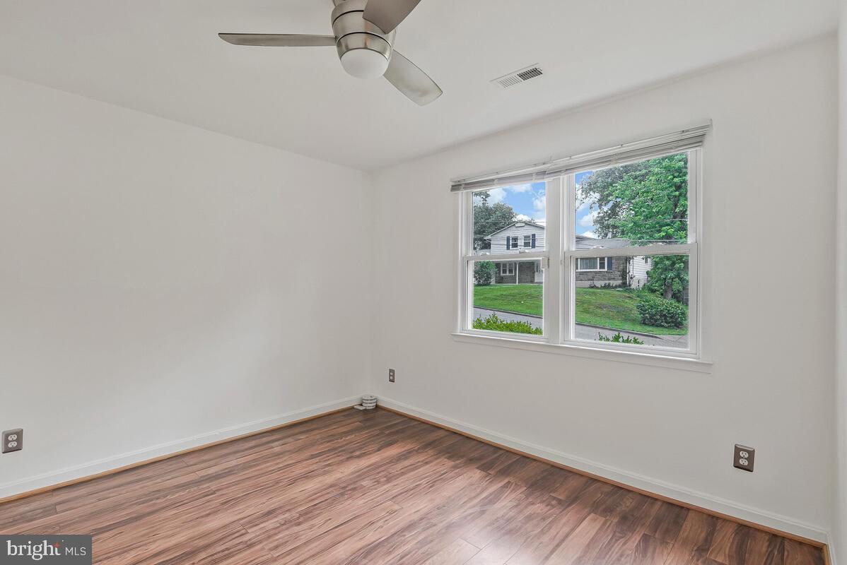 FOREST KNOLLS - Residential