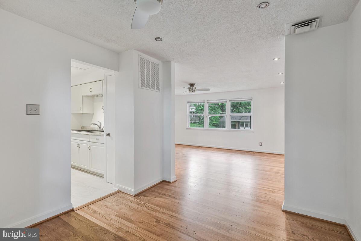 FOREST KNOLLS - Residential