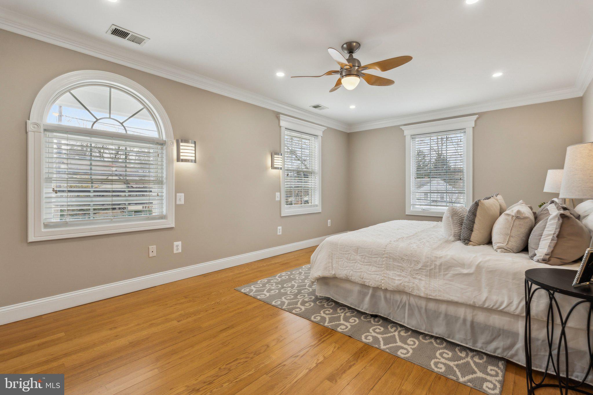 HARRIETT PARK - Residential