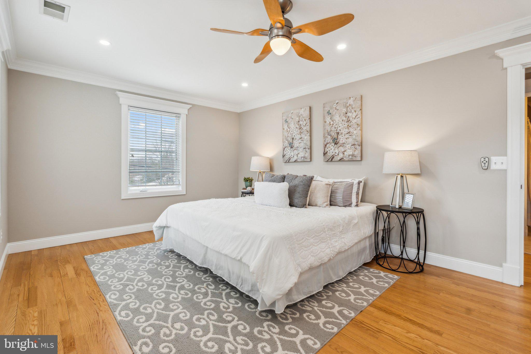 HARRIETT PARK - Residential