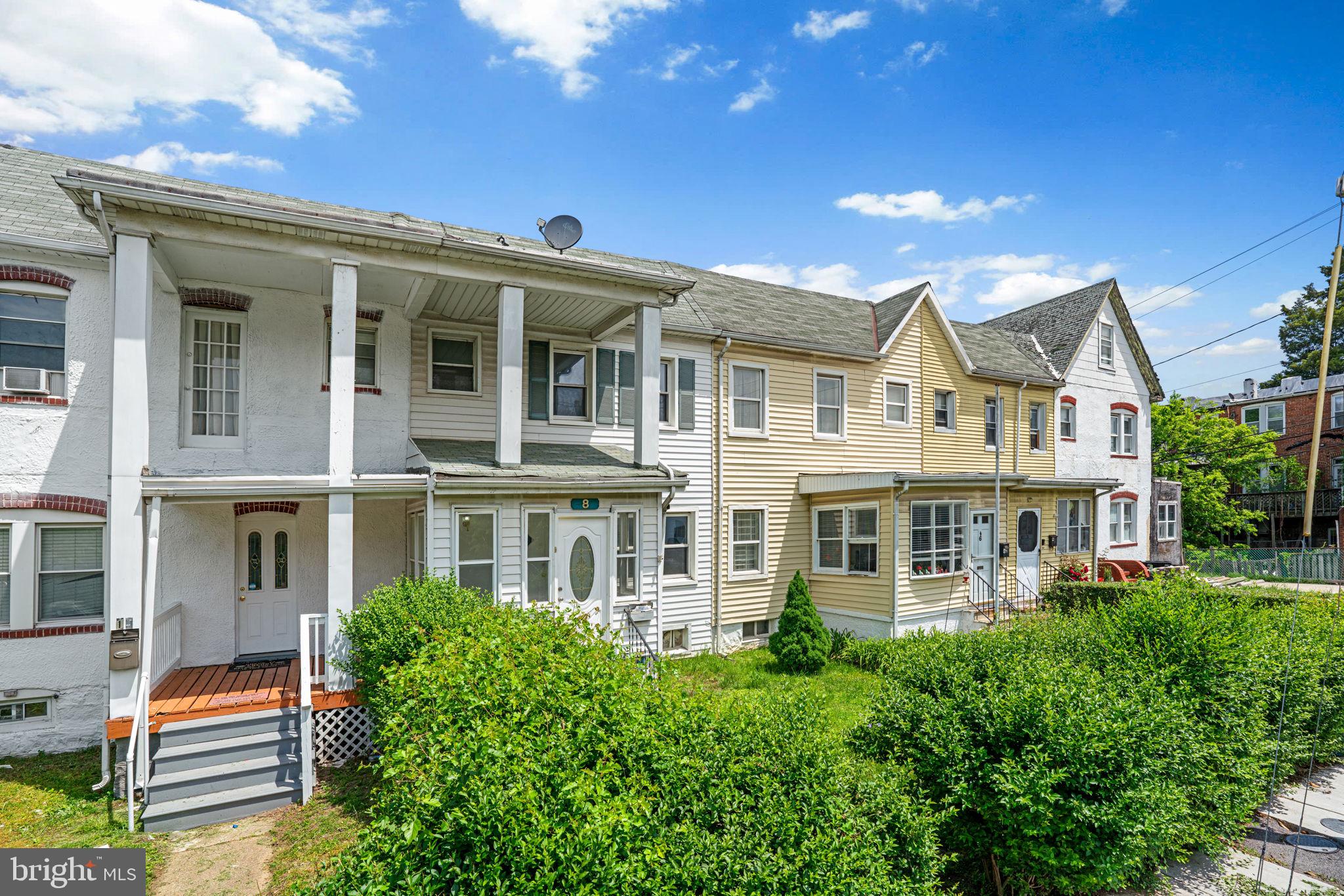 8 W TALBOTT STREET