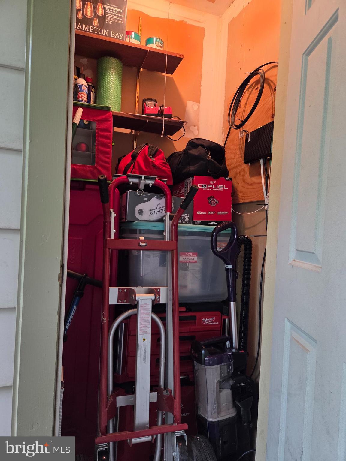 WATERS HOUSE - Residential Lease