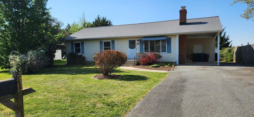 This charming ranch-style home in the Fausley subdivision offers a perfect blend of comfort and functionality. Built in 1983, this detached residence features a traditional floor plan with 1,246 sq. ft. of well-utilized space, ideal for modern living. The interior boasts three spacious bedrooms and two full bathrooms, and a four season sunroom providing ample room for relaxation and privacy. The inviting living area is enhanced by a cozy gas fireplace, perfect for creating a warm ambiance during cooler months. The kitchen is equipped with essential appliances, including a new electric oven/range, new range hood refrigerator, and a dishwasher, making meal preparation a breeze. A convenient laundry area includes a washer and electric dryer, adding to the home's practicality. Outside, the property is adorned with low-maintenance vinyl siding and features a 0.17-acre lot, complete with a shed for additional storage. Enjoy the outdoors, take advantage of the attached carport and paved driveway for easy parking. The neighborhood is well-lit with street lights, enhancing safety and accessibility. This home is not just a residence; it's a lifestyle choice that combines comfort, convenience, and community. Don't miss the opportunity to make this delightful property your own!