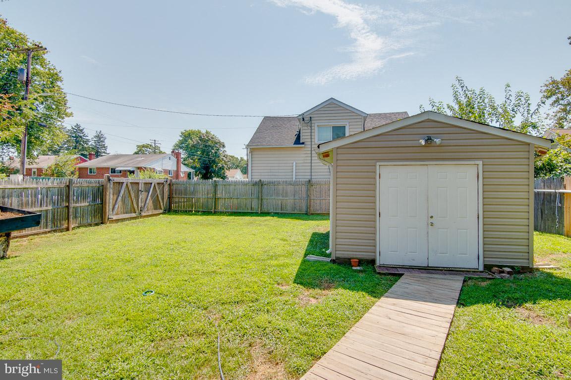 RIVIERA BEACH - Residential