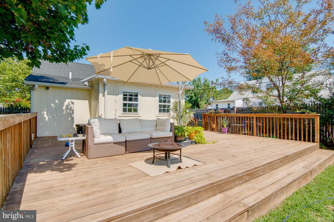 RIVIERA BEACH - Residential