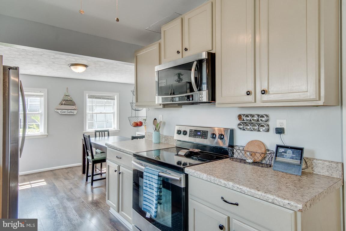 RIVIERA BEACH - Residential