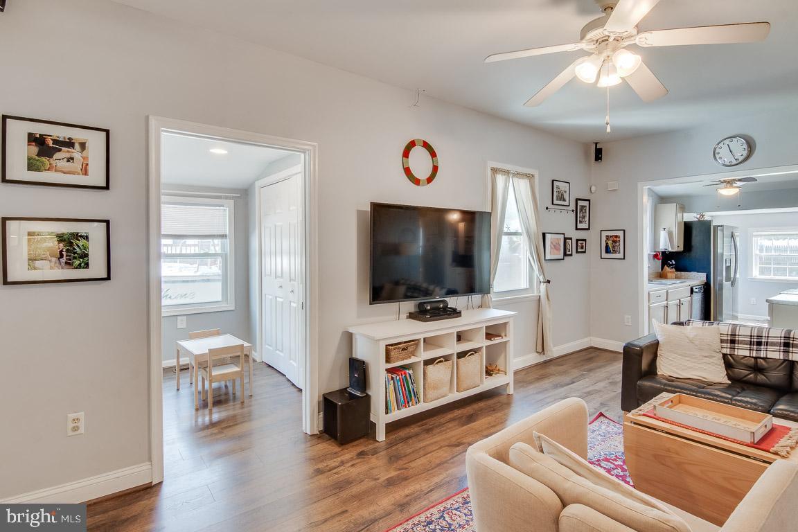 RIVIERA BEACH - Residential