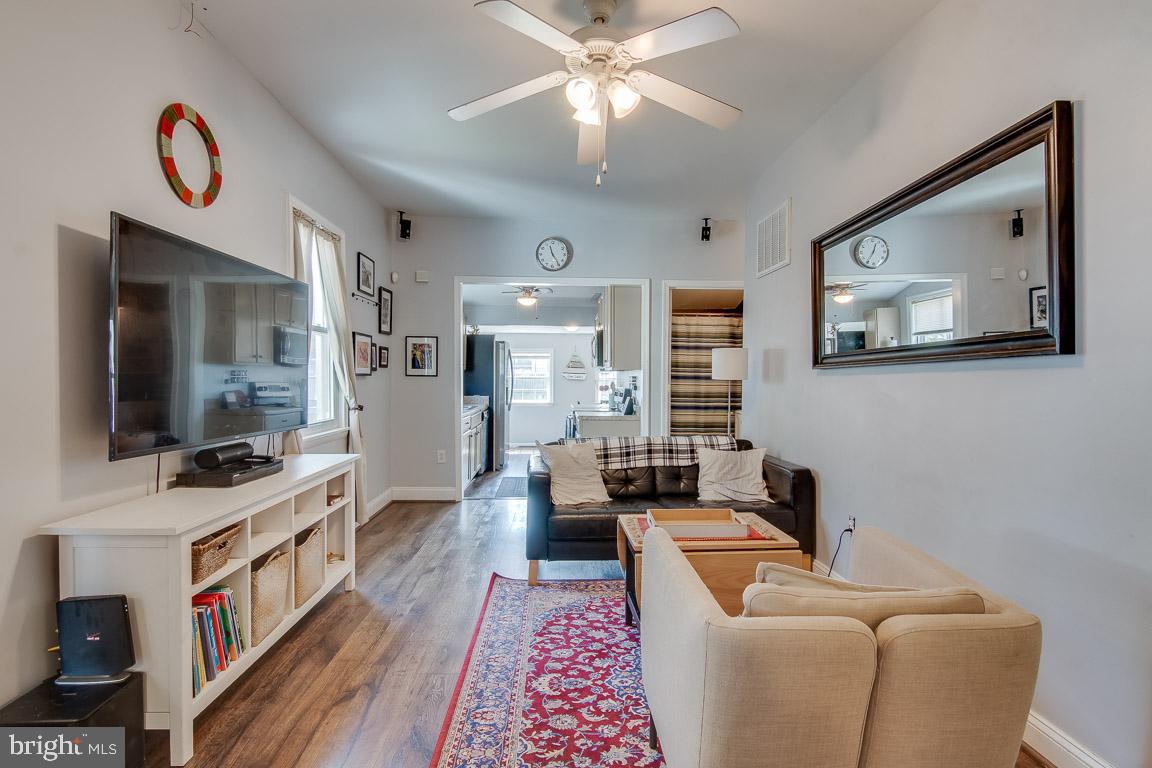 RIVIERA BEACH - Residential