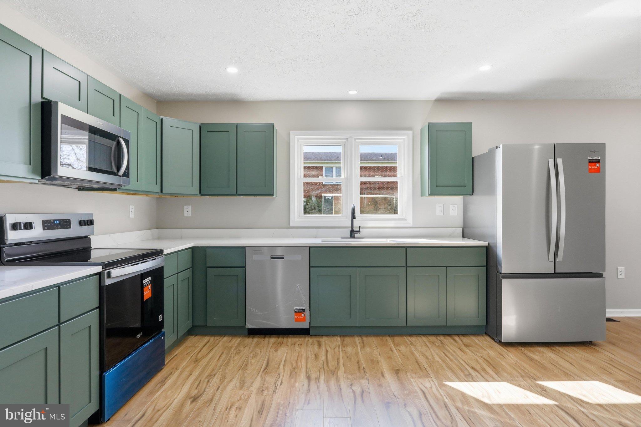 2 MASSANUTTEN PLACE