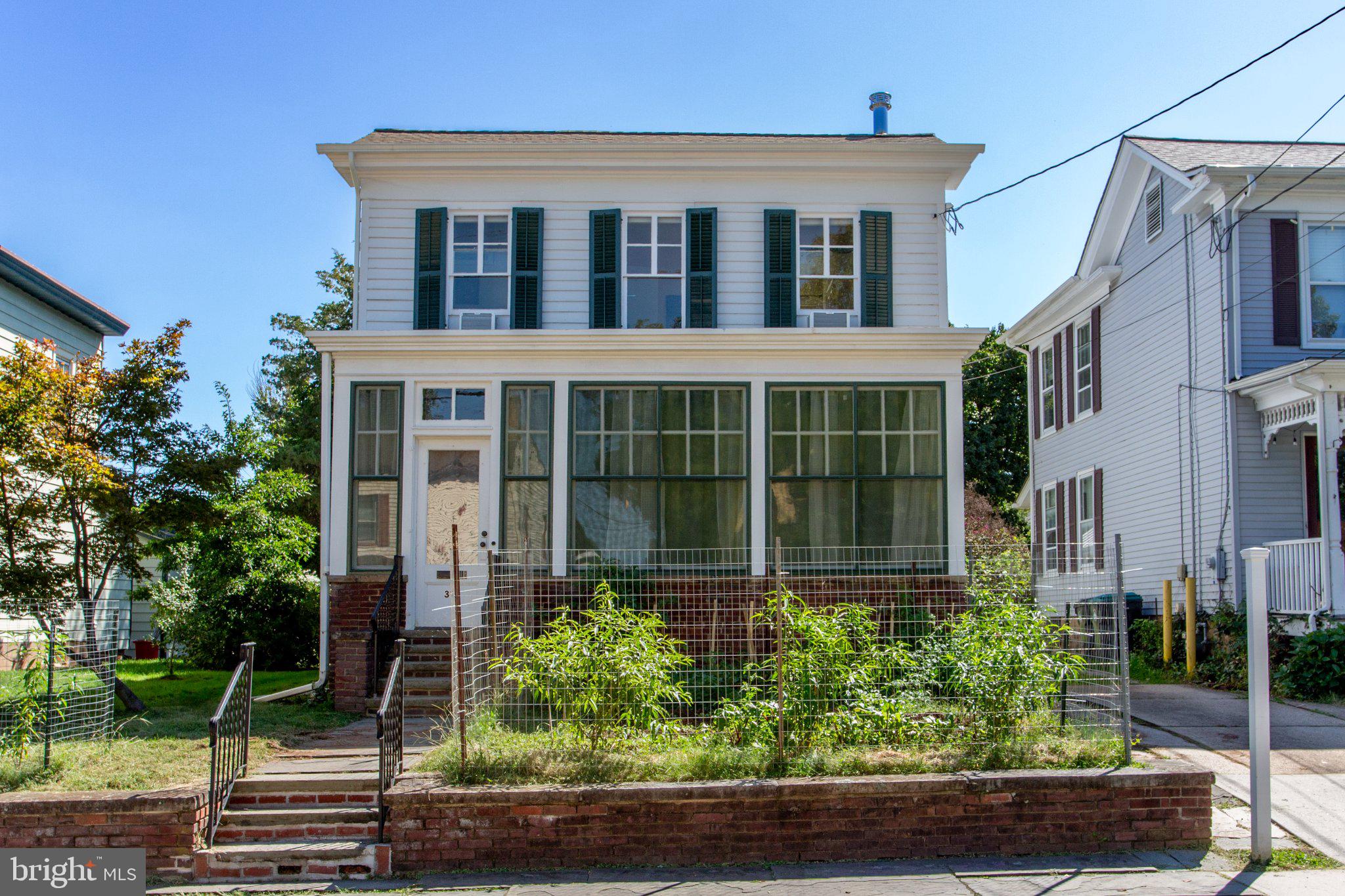31 E MAIN STREET