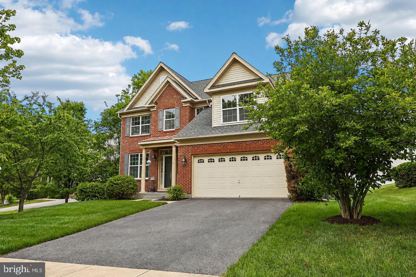 2741 EUSTON COURT