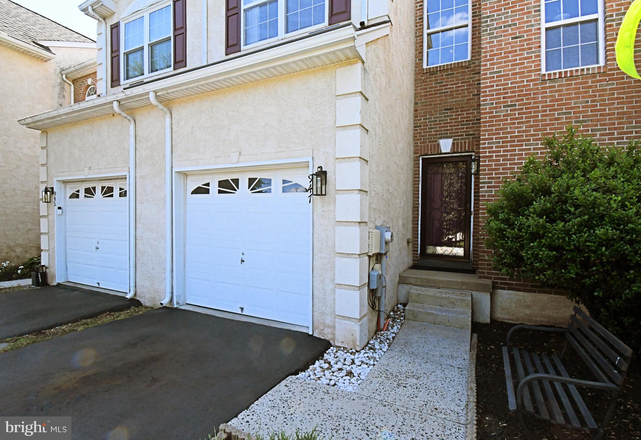 947 SHENKLE DRIVE