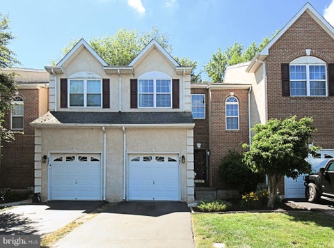 Photo of 947 Shenkle Drive, COLLEGEVILLE, PA 19426 (MLS # PAMC2187944)