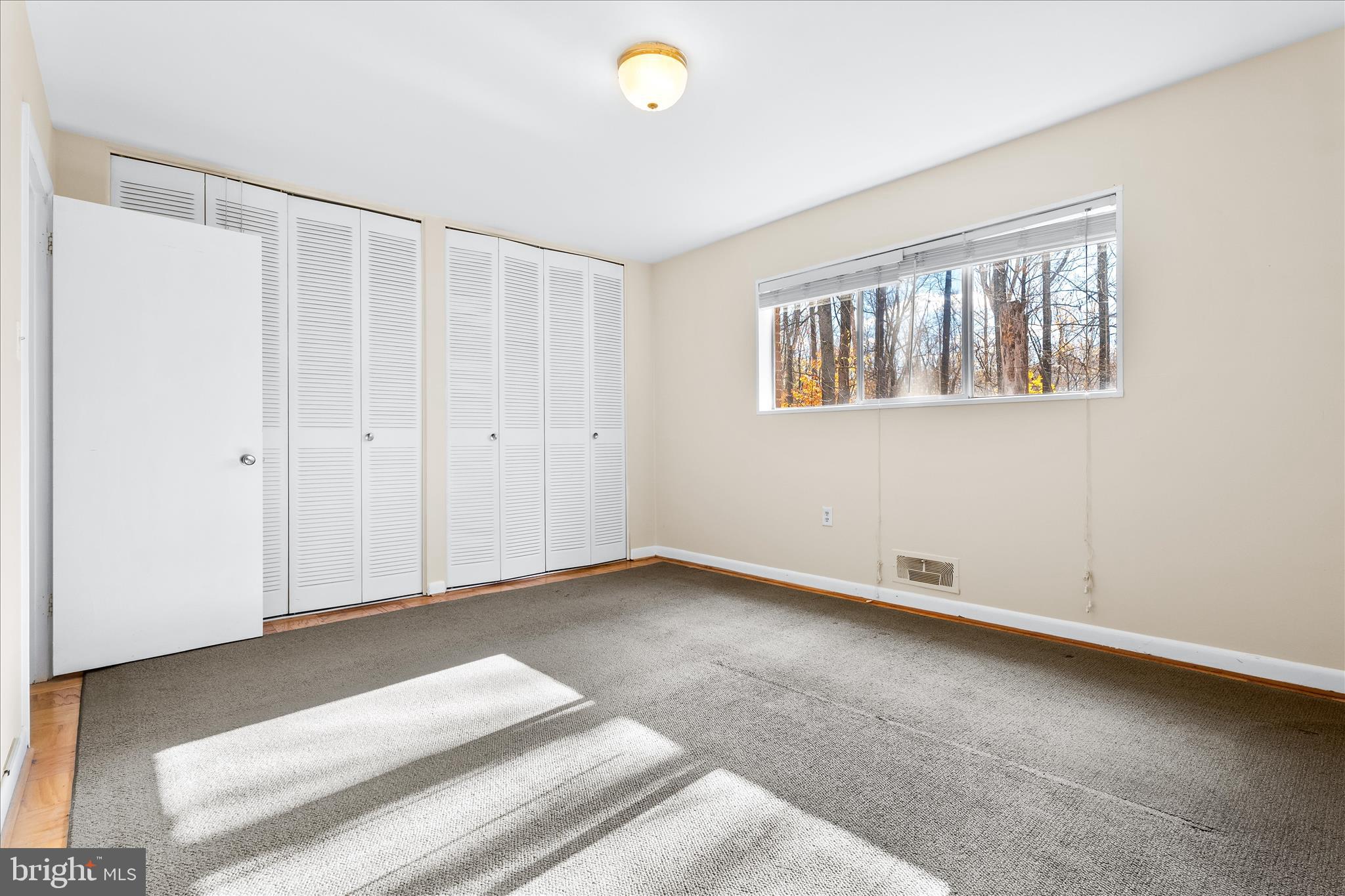 PARKSIDE CONDOMINIUMS - Residential Lease