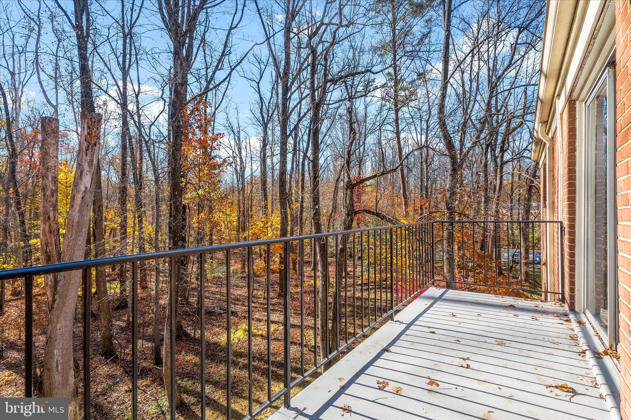 PARKSIDE CONDOMINIUMS - Residential Lease