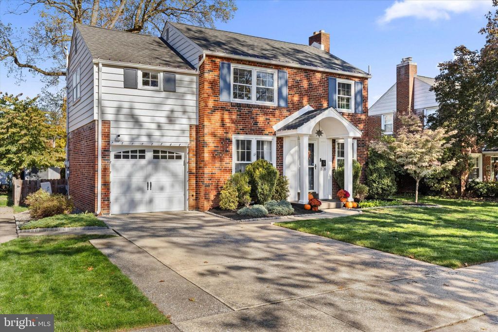 Photo of 1520 Chatham Road, CAMP HILL, PA 17011 (MLS # PACB2047820)