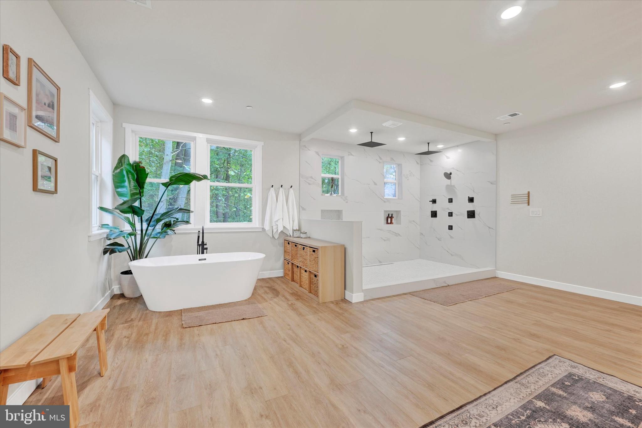 GLEN ARM - Residential