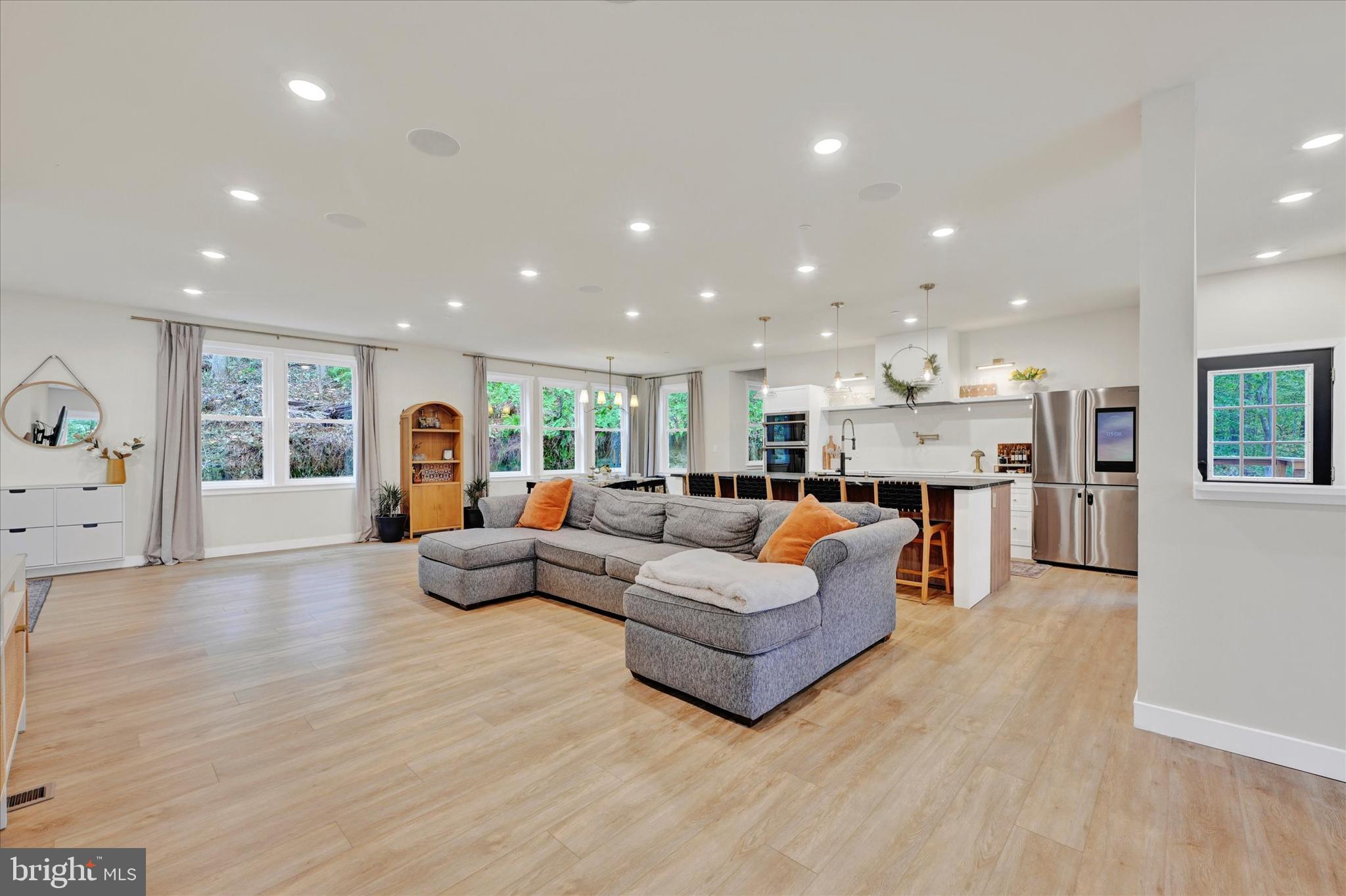 GLEN ARM - Residential