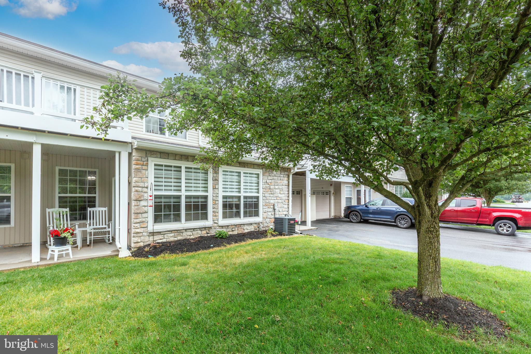 306 N MARSHVIEW ROAD 306