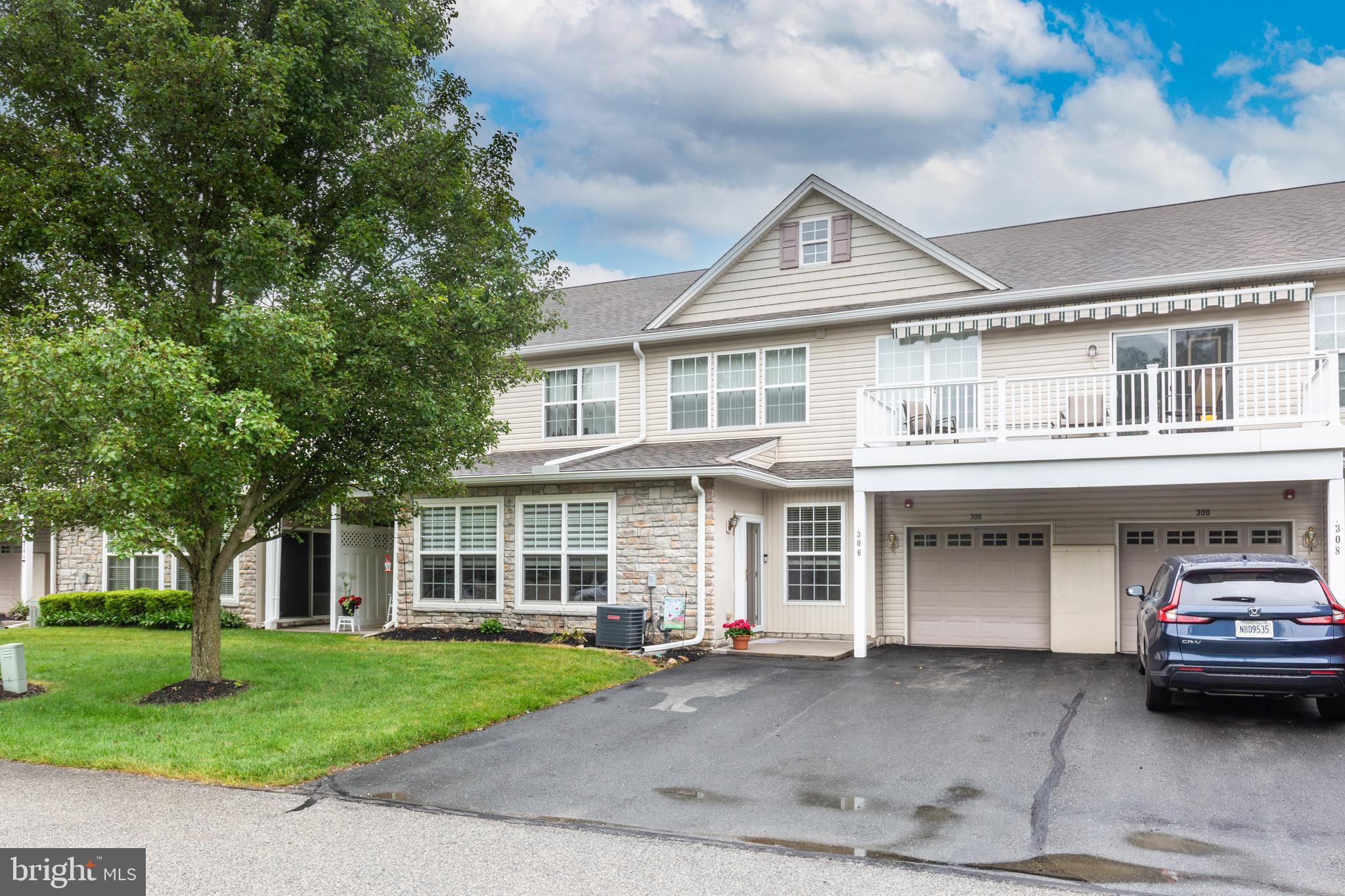 306 N MARSHVIEW ROAD 306