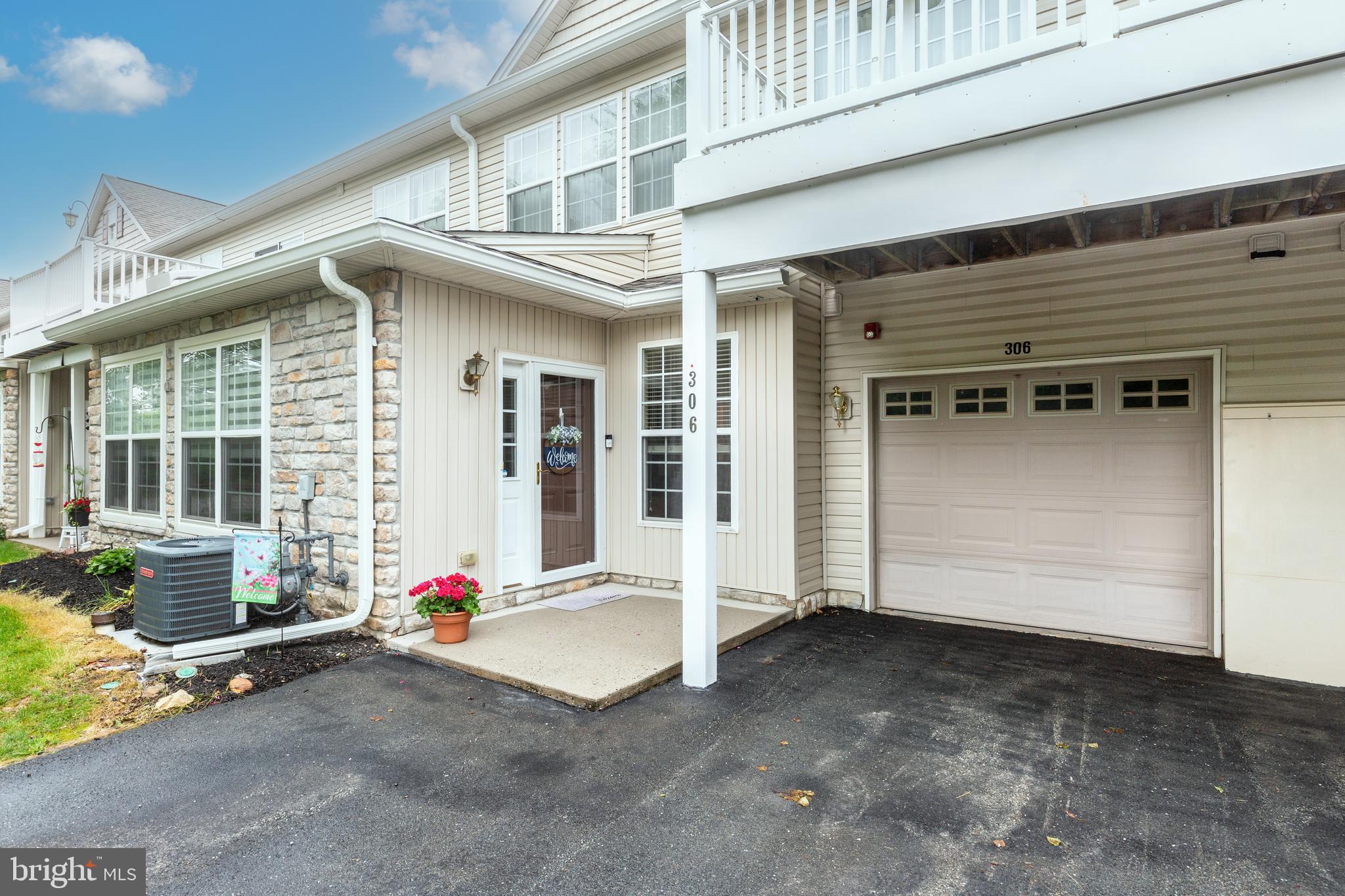 306 N MARSHVIEW ROAD 306
