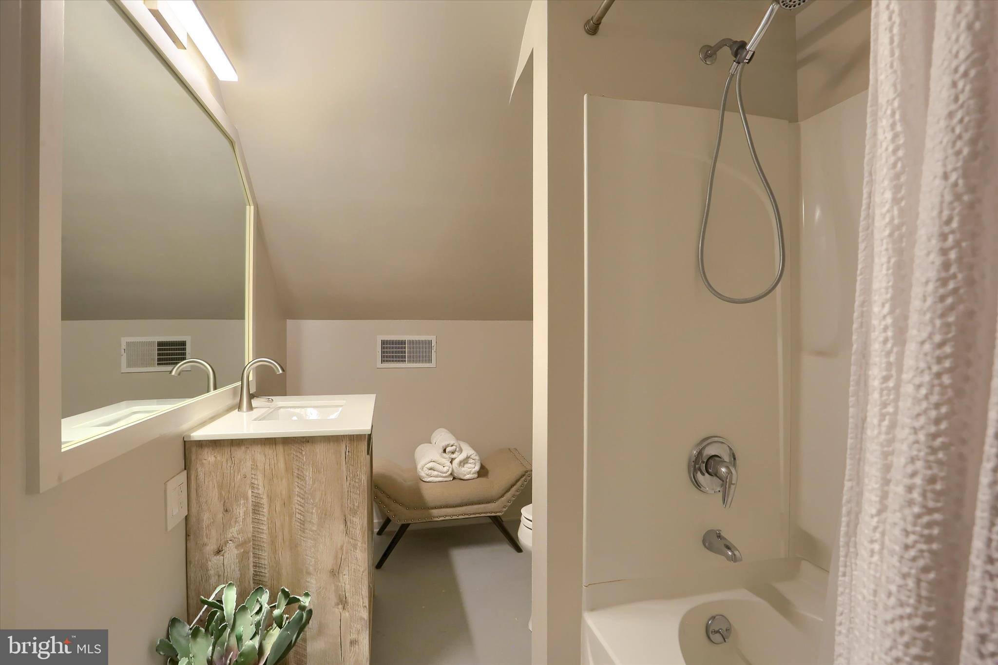 CAMP HILL BOROUGH - Residential