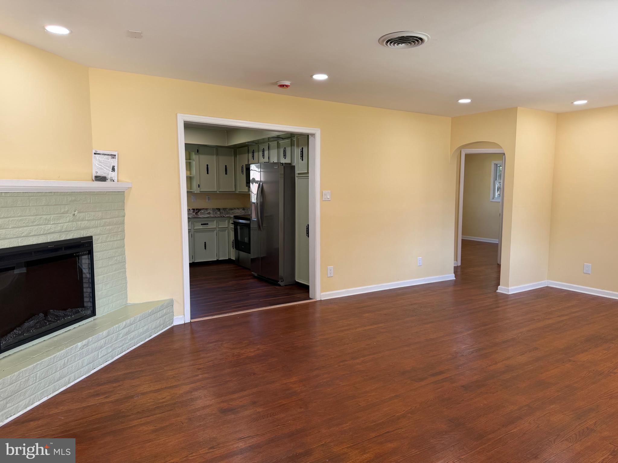 19124 LONGMEADOW ROAD