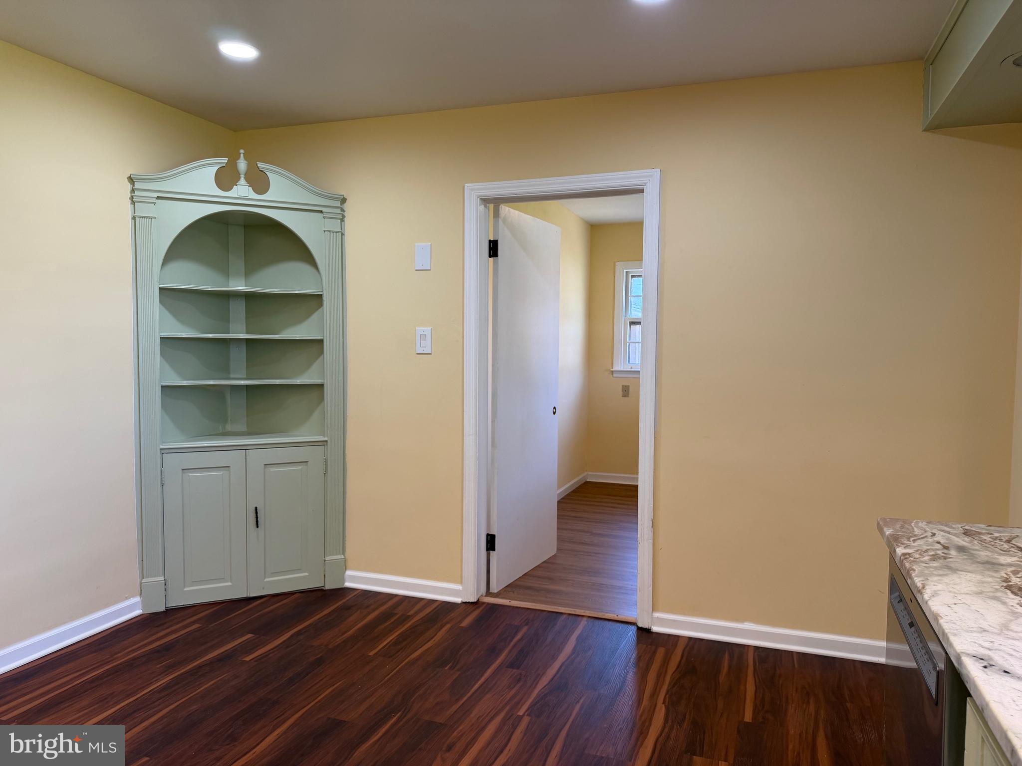 NORTH END - Residential