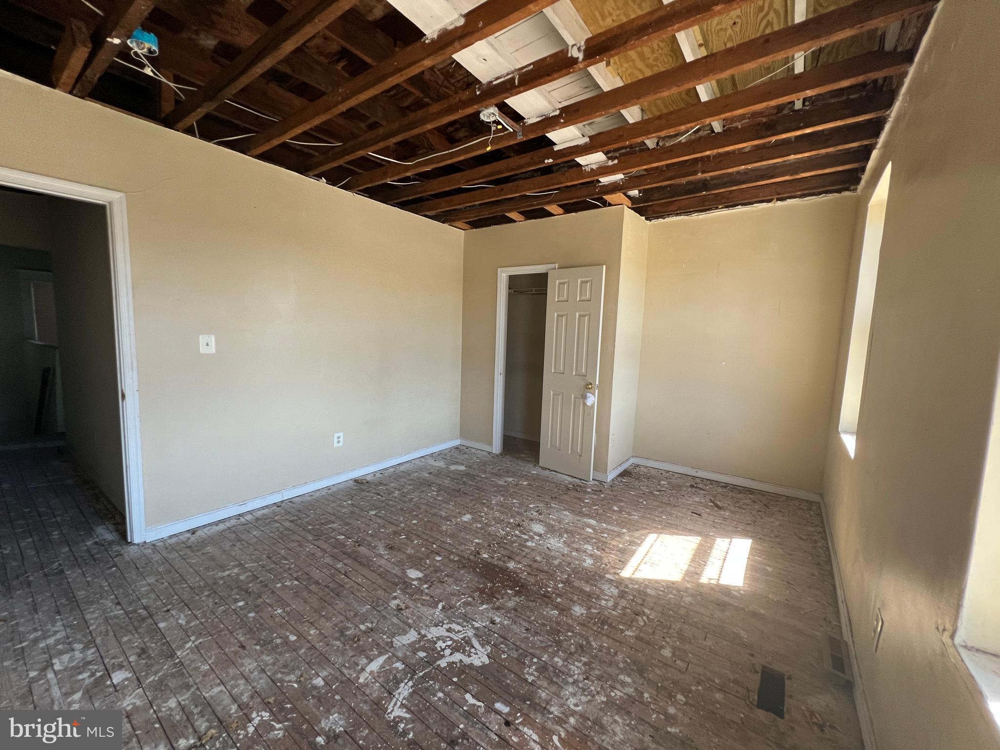 MONDAWMIN - Residential