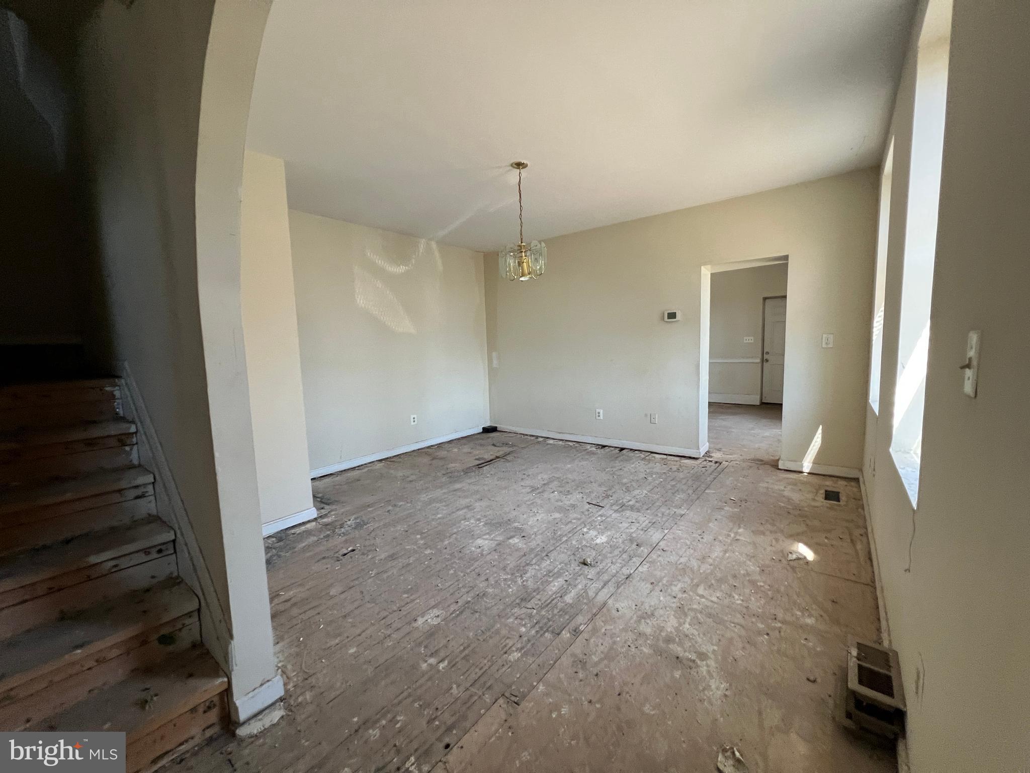 MONDAWMIN - Residential