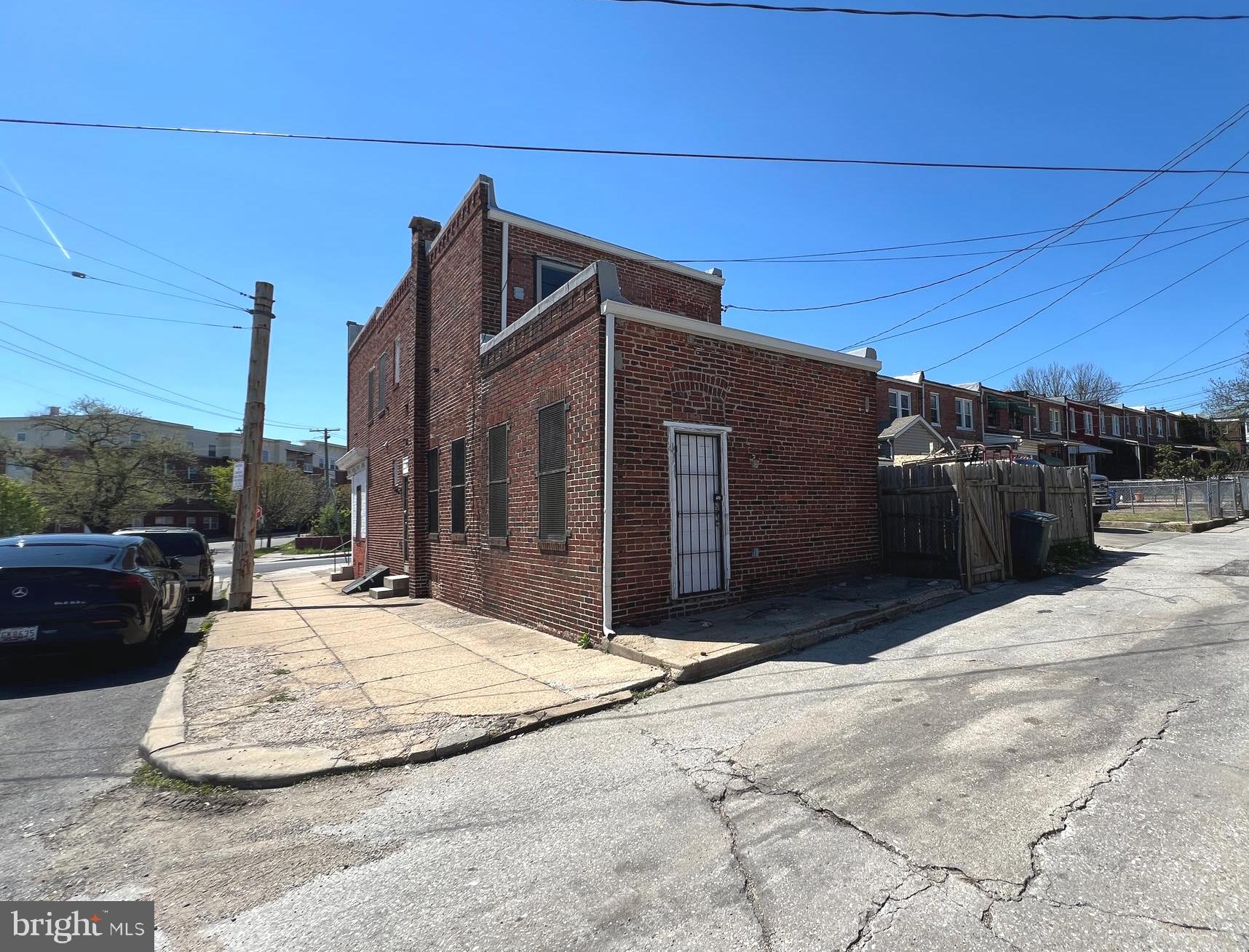 MONDAWMIN - Residential