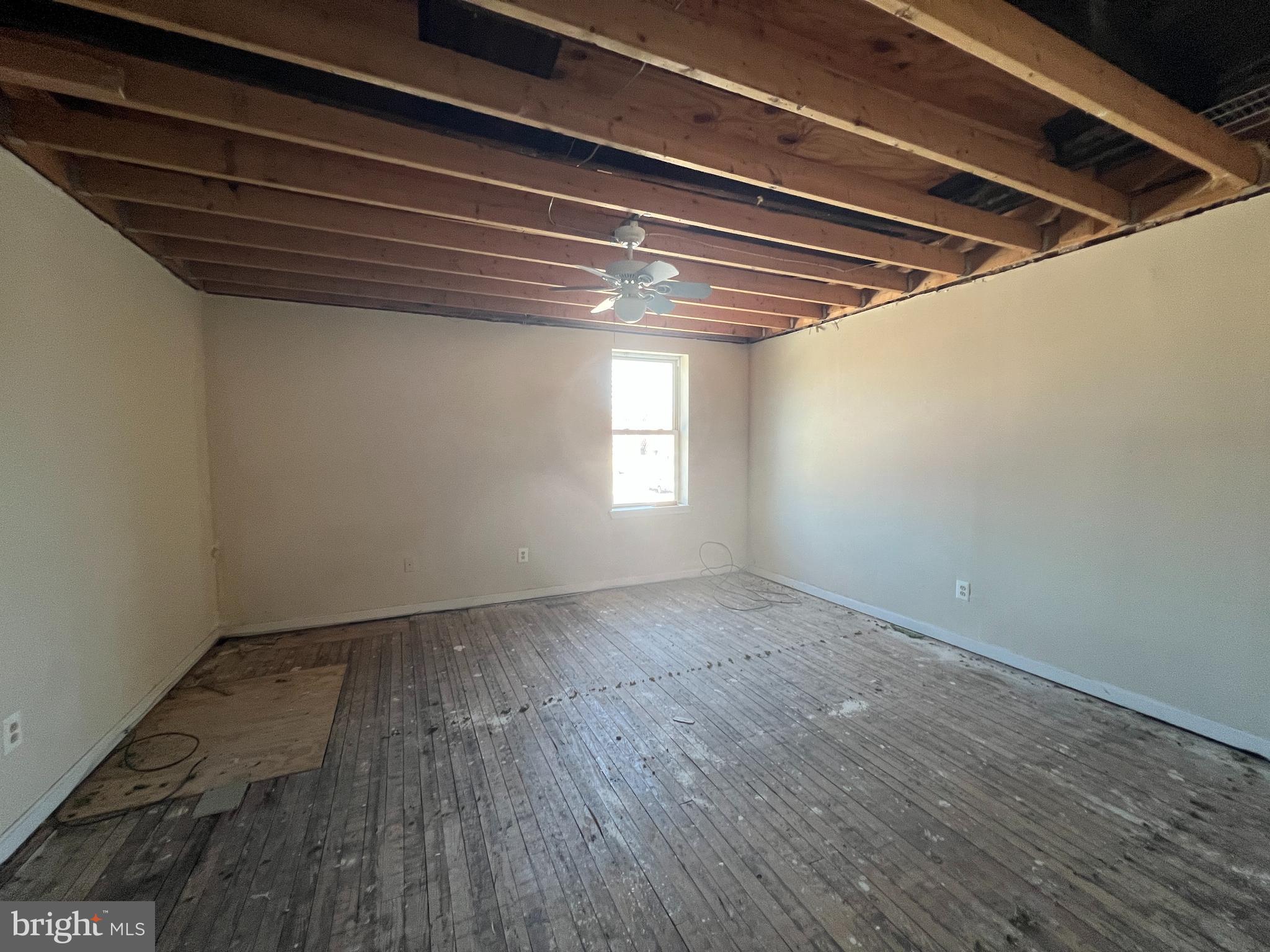 MONDAWMIN - Residential